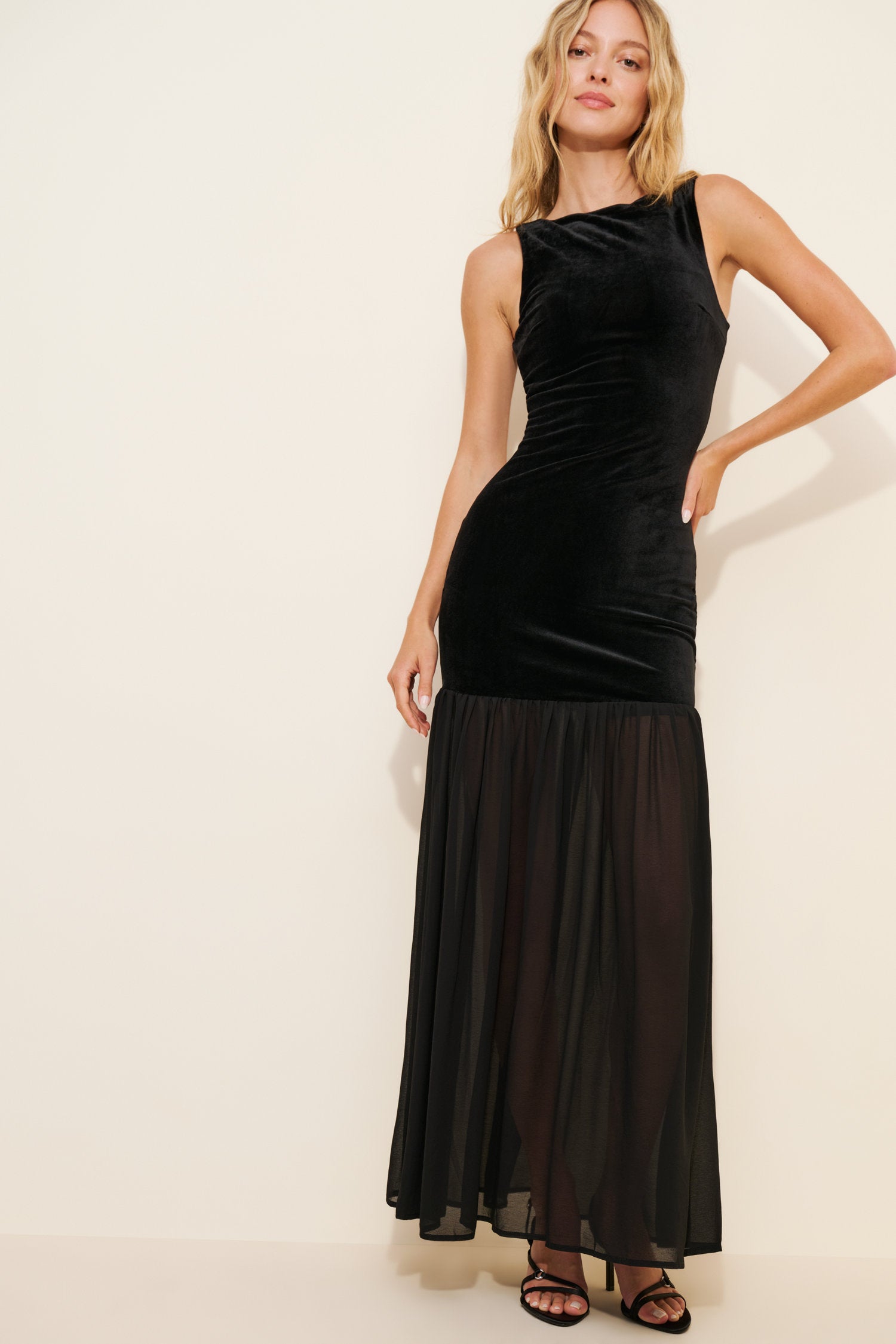 Lulus - Mary Velvet And Chiffon Maxi Dress - Medium