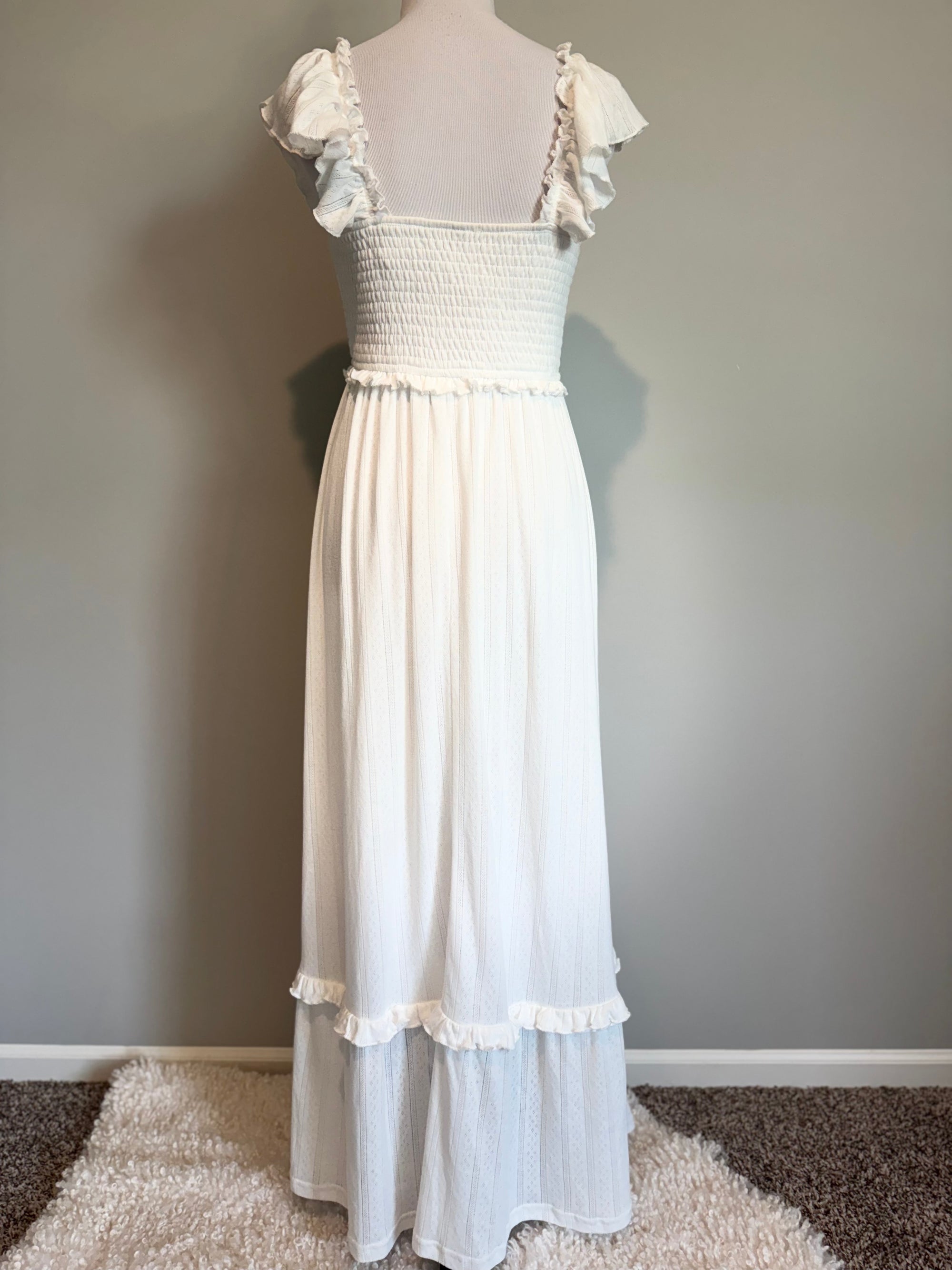 Ouges - Smocked Ruffle Sleeve Maxi - Medium