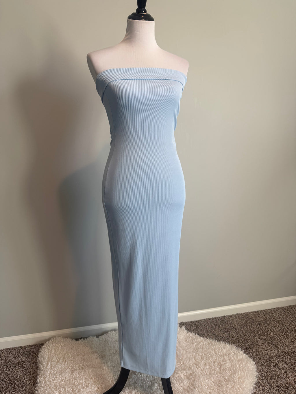 Pretty Garden - Ribbed Strapless Tube Dress - Small