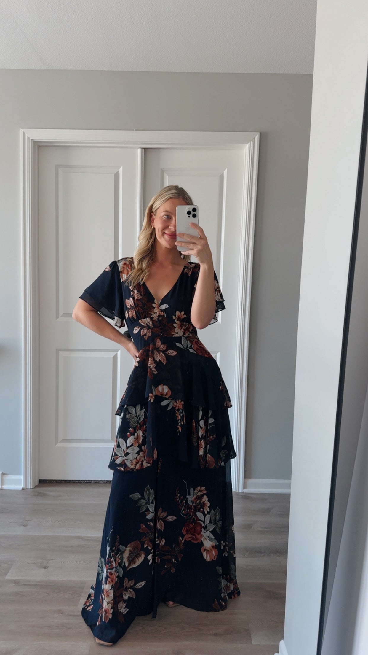 Lulus - Midnight Mood Navy Blue Floral Print Tiered Maxi Dress - Medium