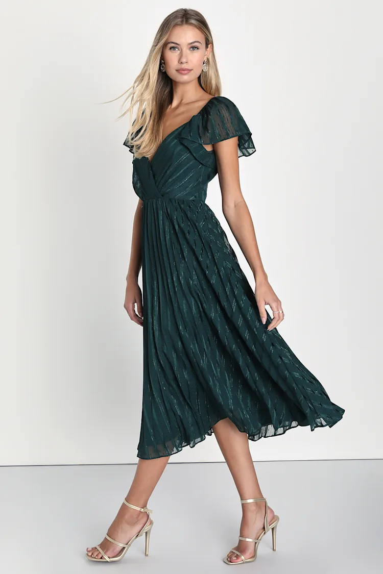 Lulus - Standout Sophistication Emerald Lurex Flutter Sleeve Midi Dress - Medium