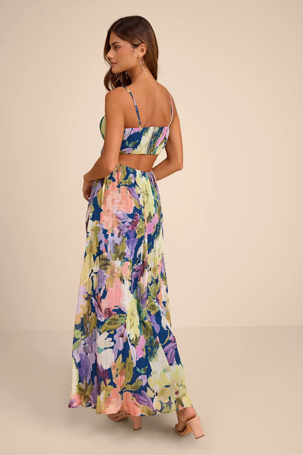 Lulus - Holloway Dark Blue Multi Floral Pleated Maxi Dress - Large